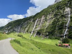 060-wasserfaelle-im-gaentel